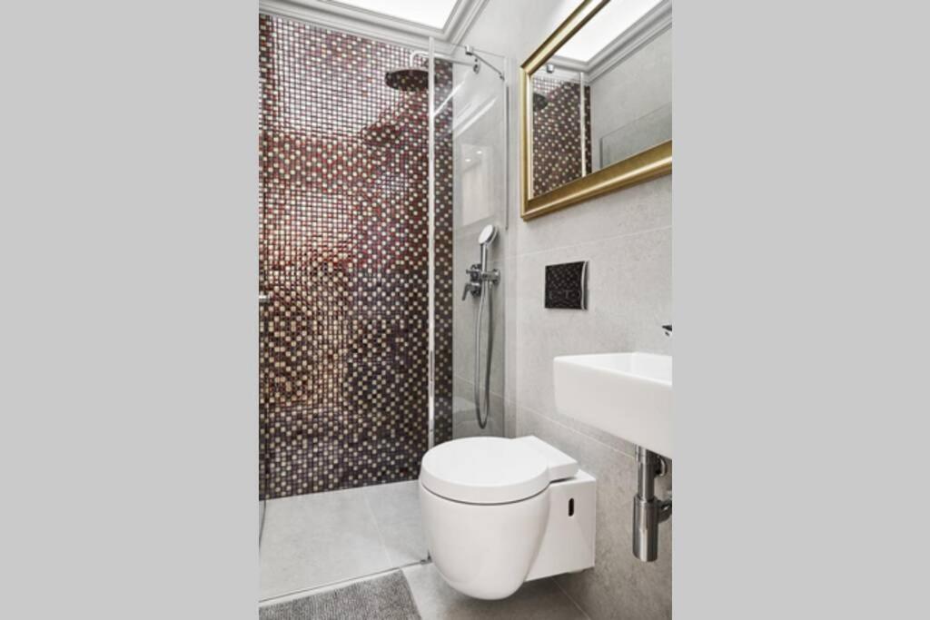 Househost Apartment I: Studencka Street Krakow Dış mekan fotoğraf